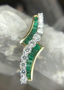 14k emerald and diamond pendant 230-01200 $895