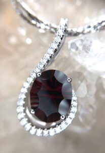 14k white gold garnet and diamond pendant 230-01245 $1112